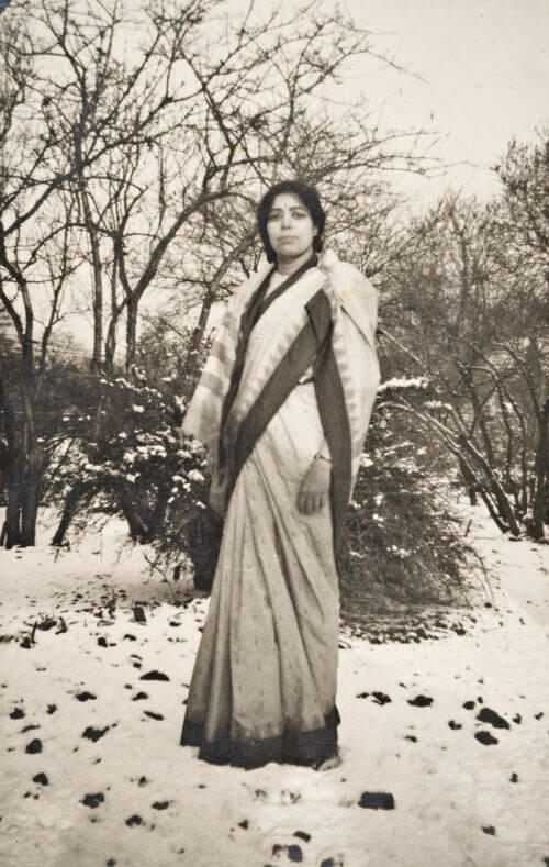 This image has an empty alt attribute; its file name is Janaki_Ammal.jpg